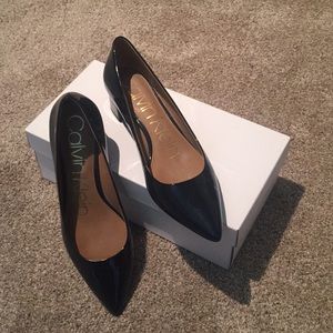 Calvin Klein Genoveva patent leather pump